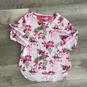 Tommy Bahama Ashby Isles Breast Cancer RARE 3/4 sleeve T-Shirt.